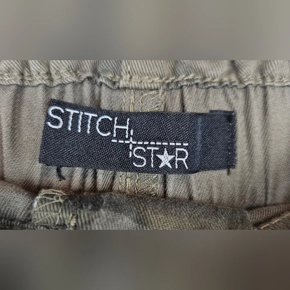 Stitch Star Womens Camo Print Belted Stretchy Capri Sz 10 Athleisure Summer Punk - Picture 4 of 6
